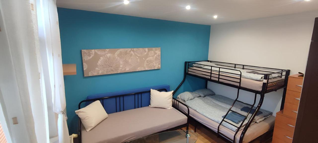 Blue Apartment In City Center, Best Location Bratislava Exterior foto